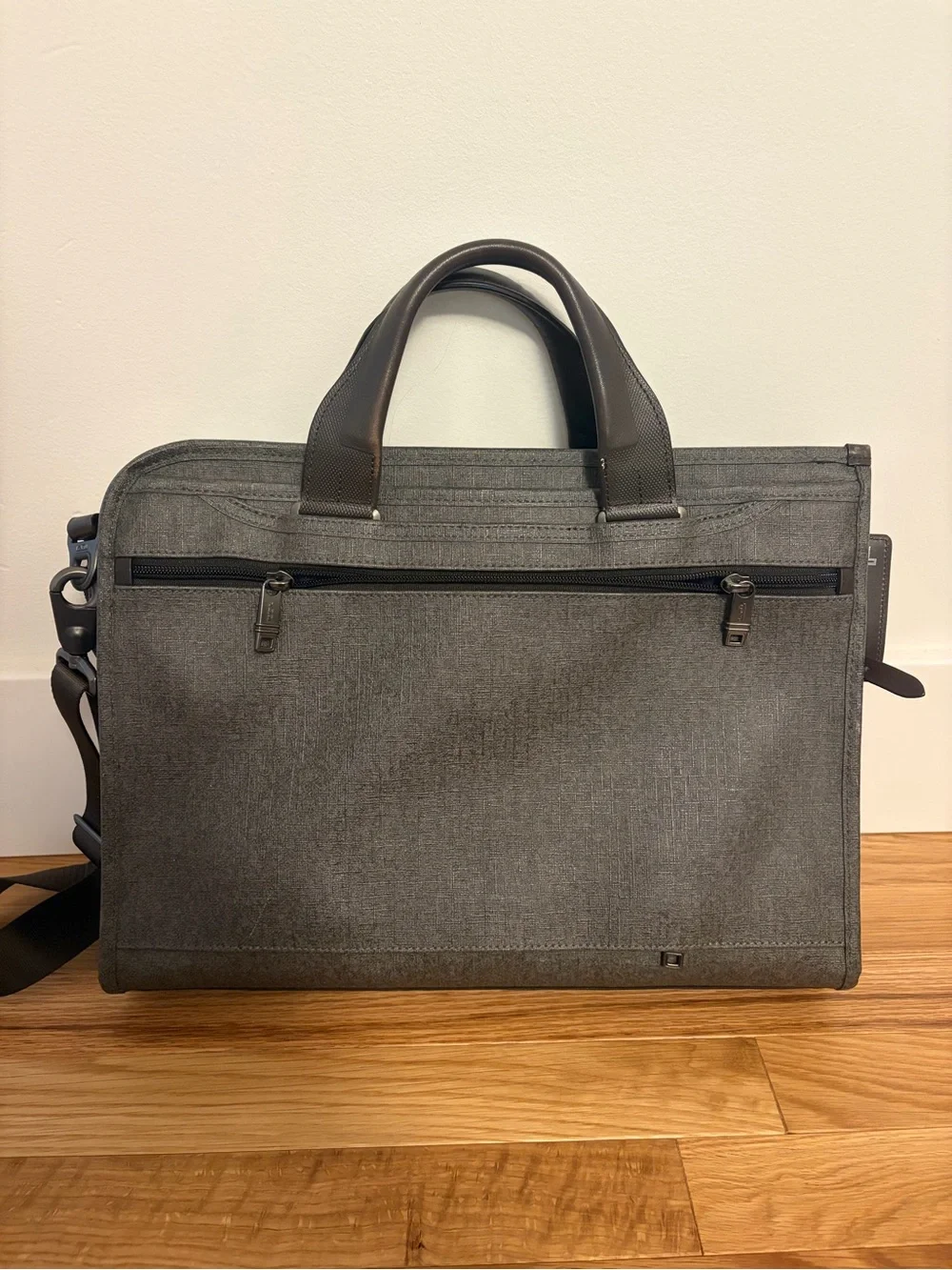 Men's Gray Professional Briefcase - Tumi